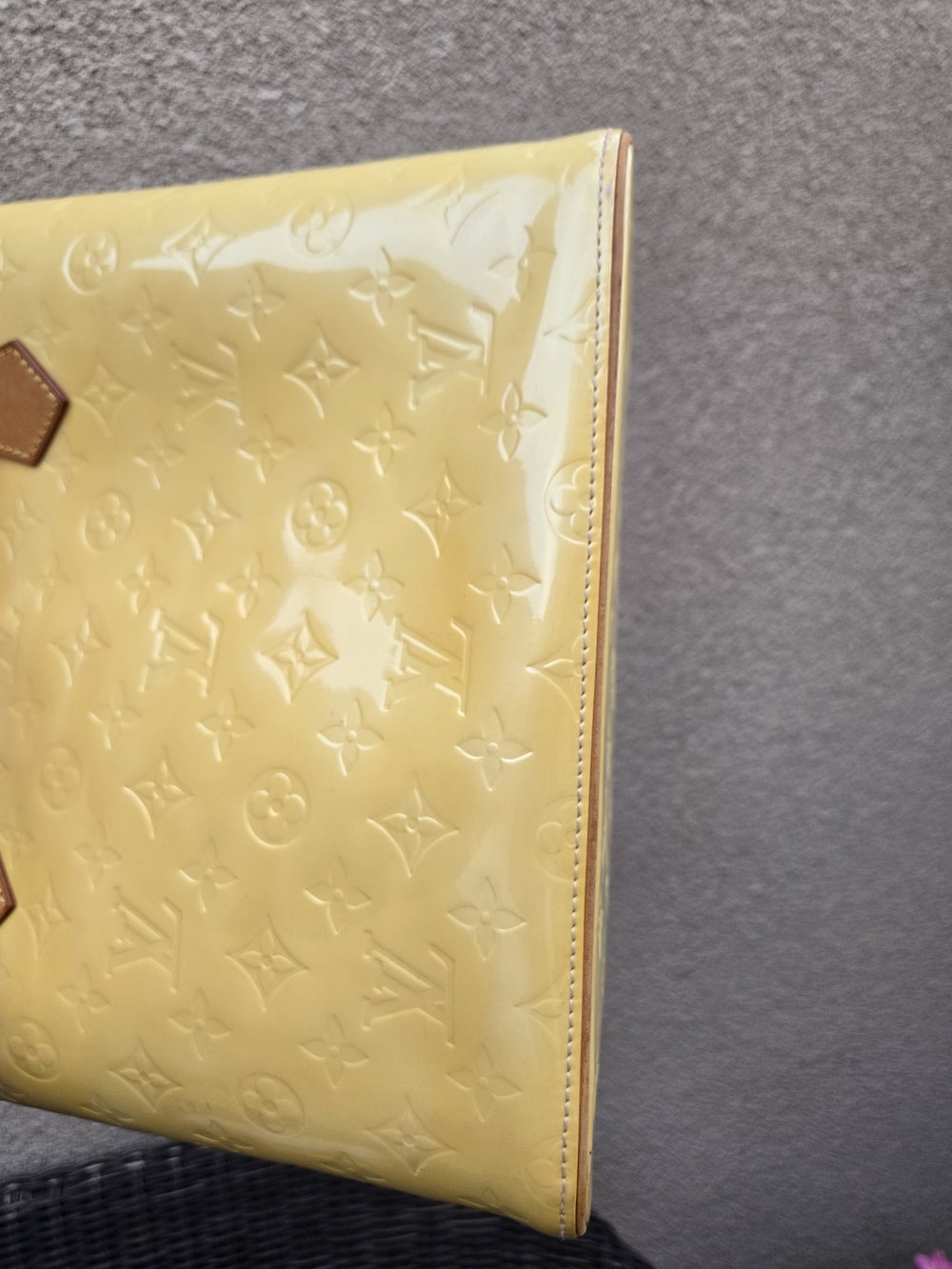 Authentic Louis Vuitton Yellow Houston Vernis Empriente Leather Tote Bag - Picture 9 of 17